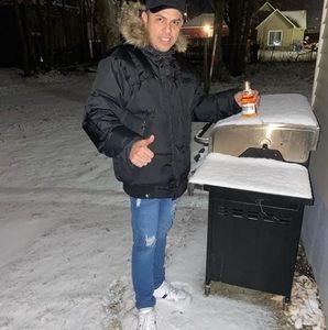 Meet your Posher, Kener